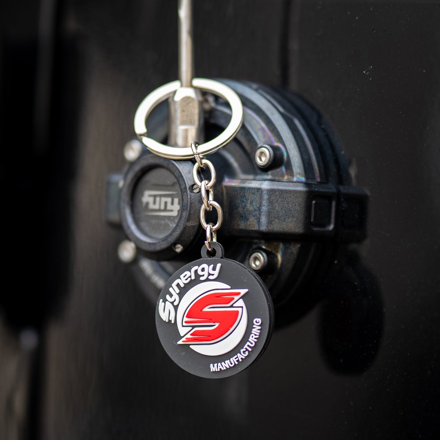 SYNERGY KEY CHAIN ROUND / シナジー キーホルダー ラウンド