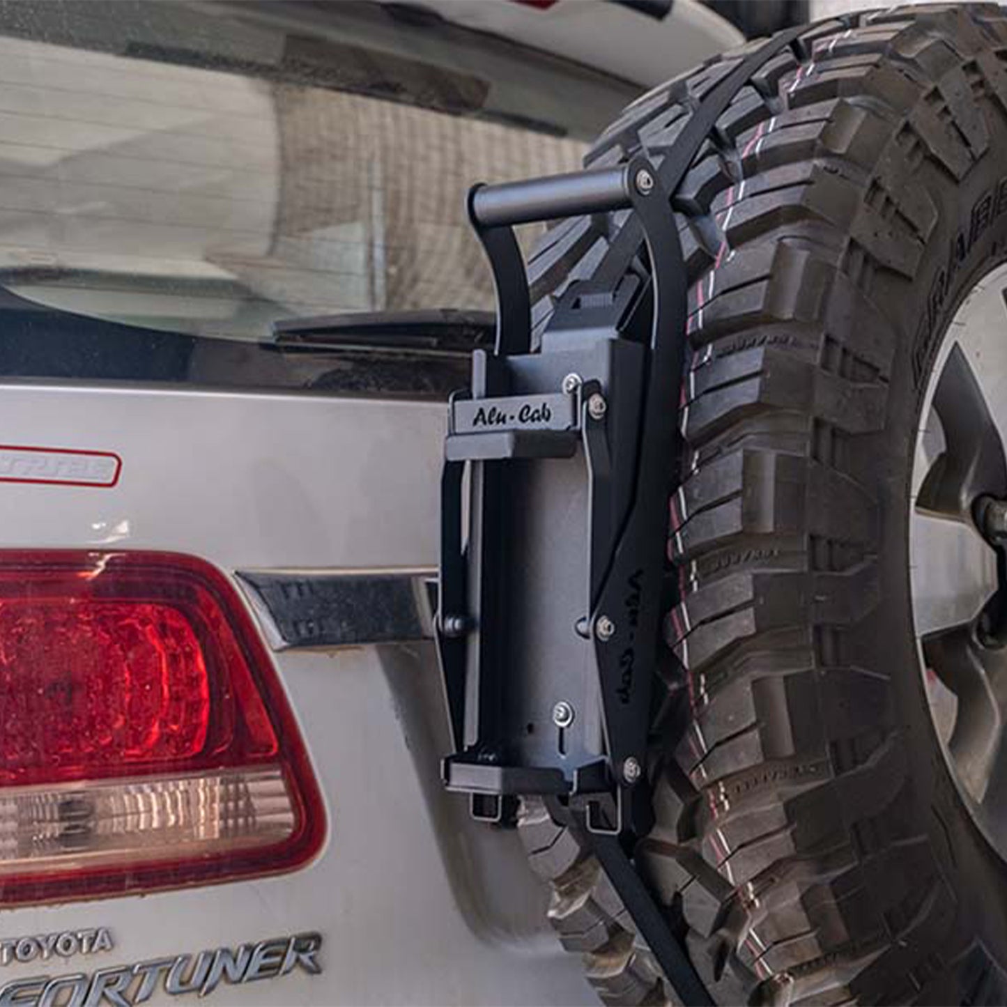 CAN CRUSHER SPARE WHEEL MOUNT【Alu-Cab】【アルキャブ】【オーバーランド】