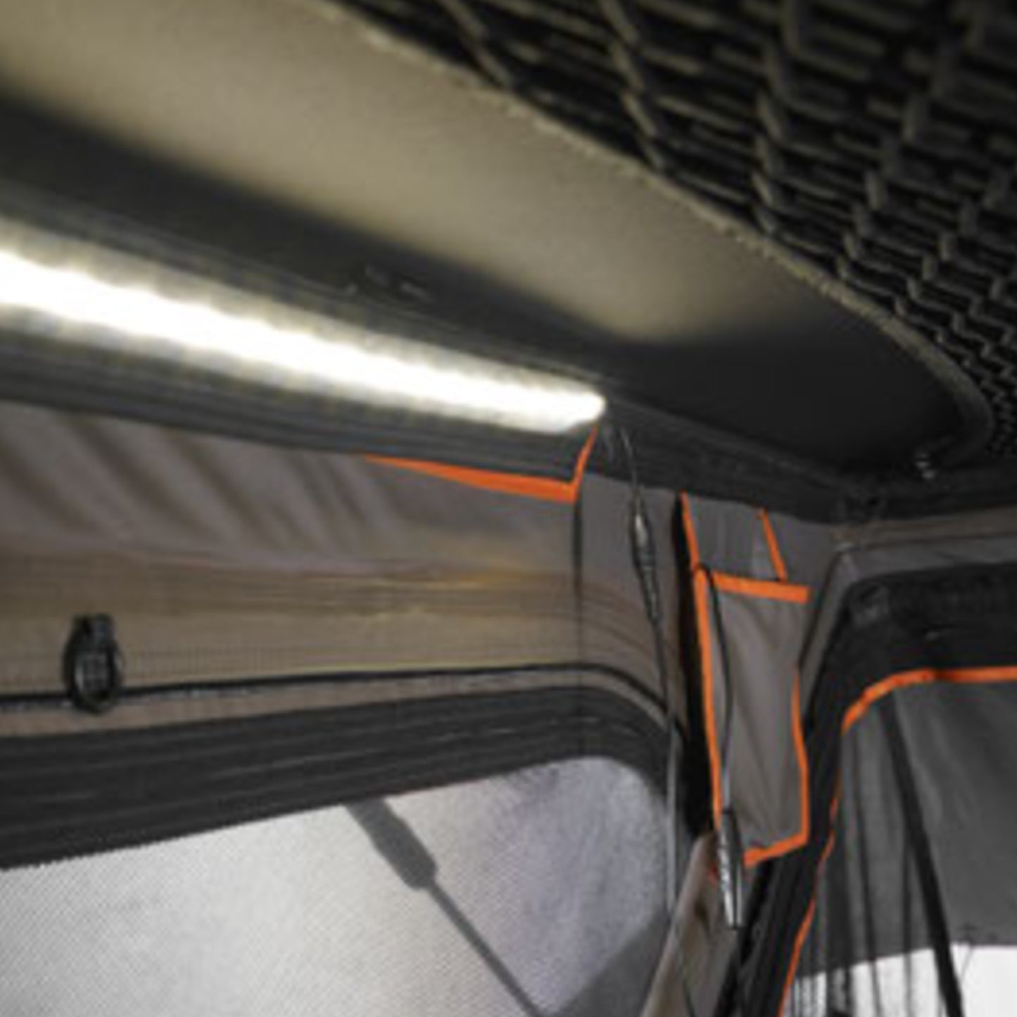 LIGHTRIZE1200【DARCHE】【ダーチ】 【HARD SHELL ROOF TENT】【ハードシェルルーフトップテント】