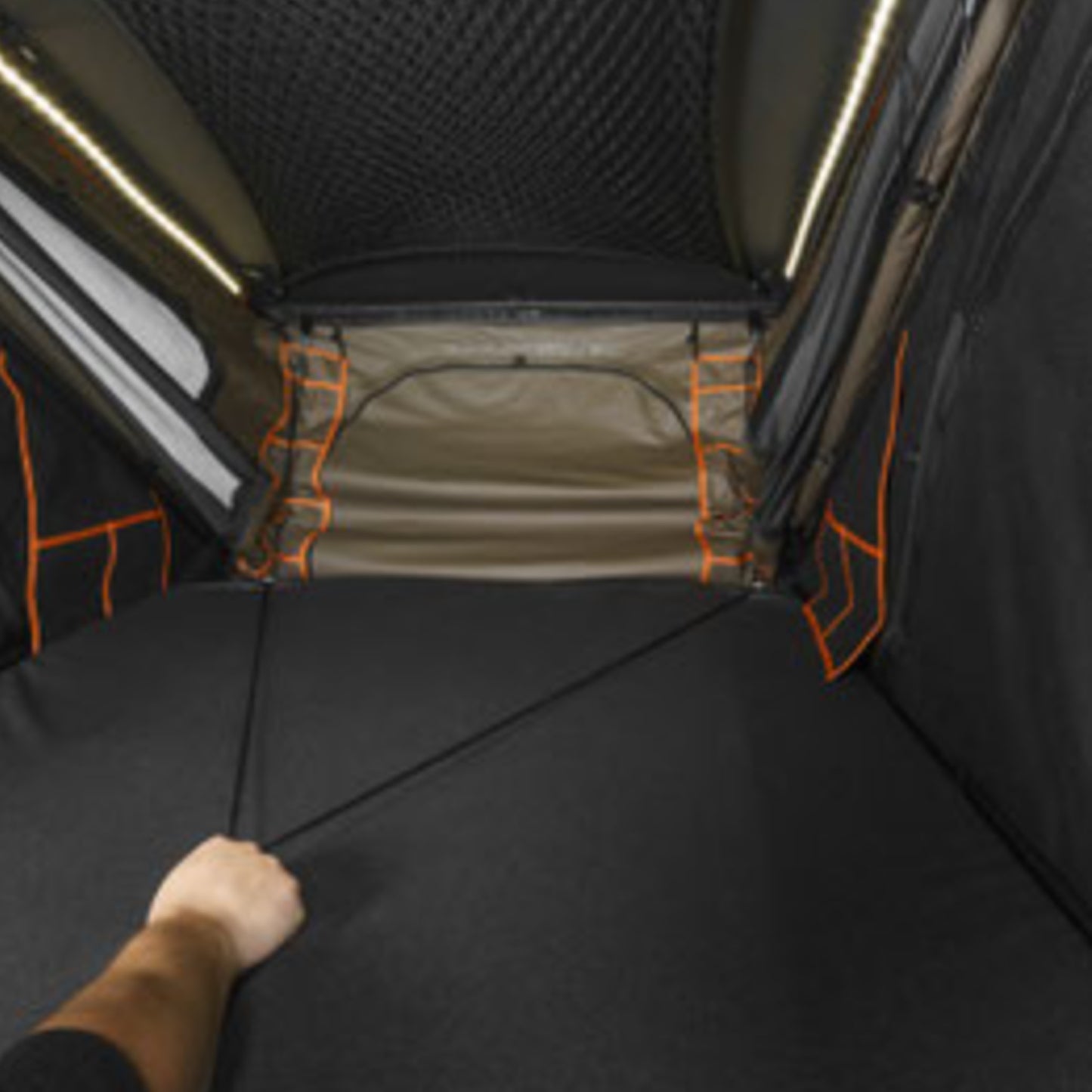LIGHTRIZE1200【DARCHE】【ダーチ】 【HARD SHELL ROOF TENT】【ハードシェルルーフトップテント】