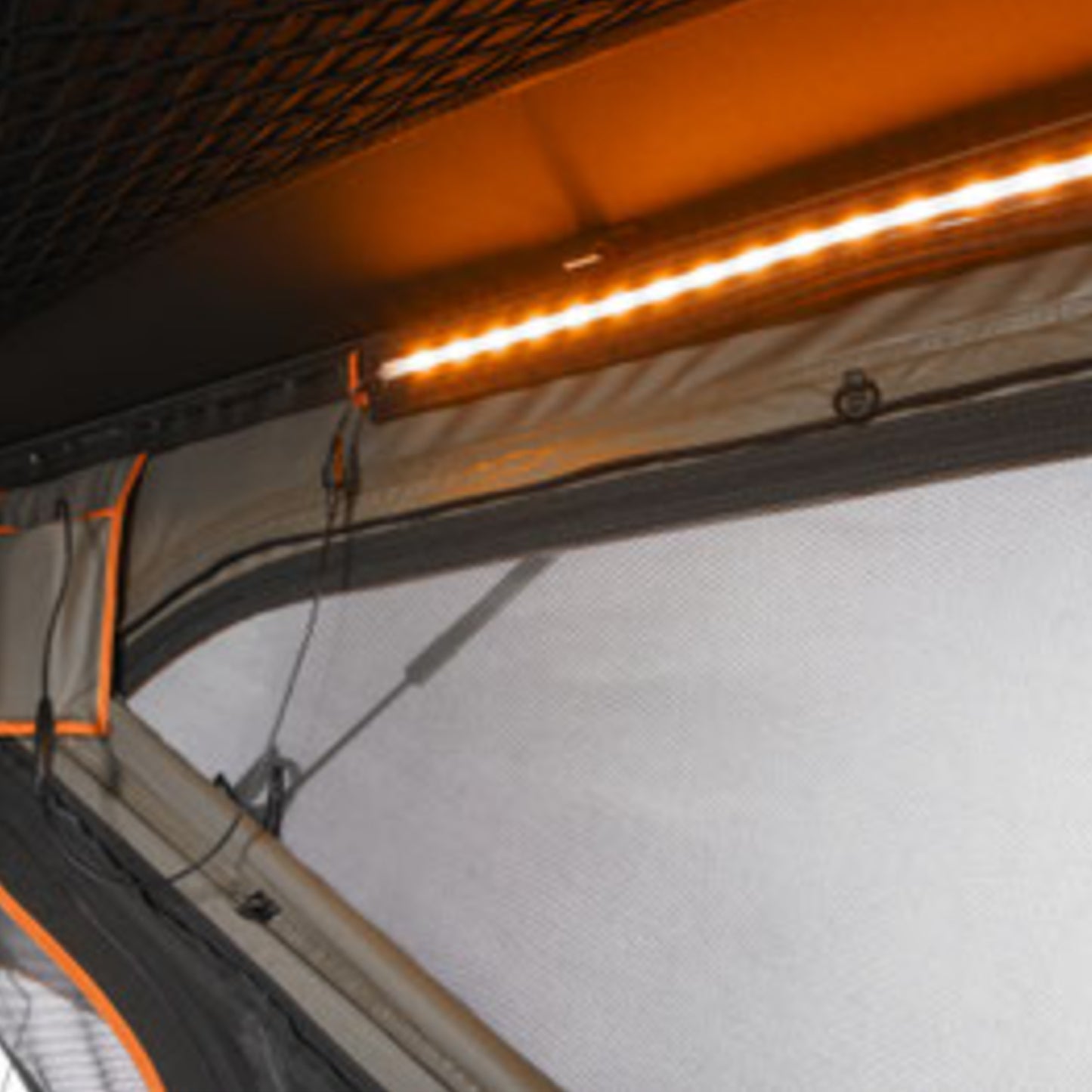 LIGHTRIZE1200【DARCHE】【ダーチ】 【HARD SHELL ROOF TENT】【ハードシェルルーフトップテント】