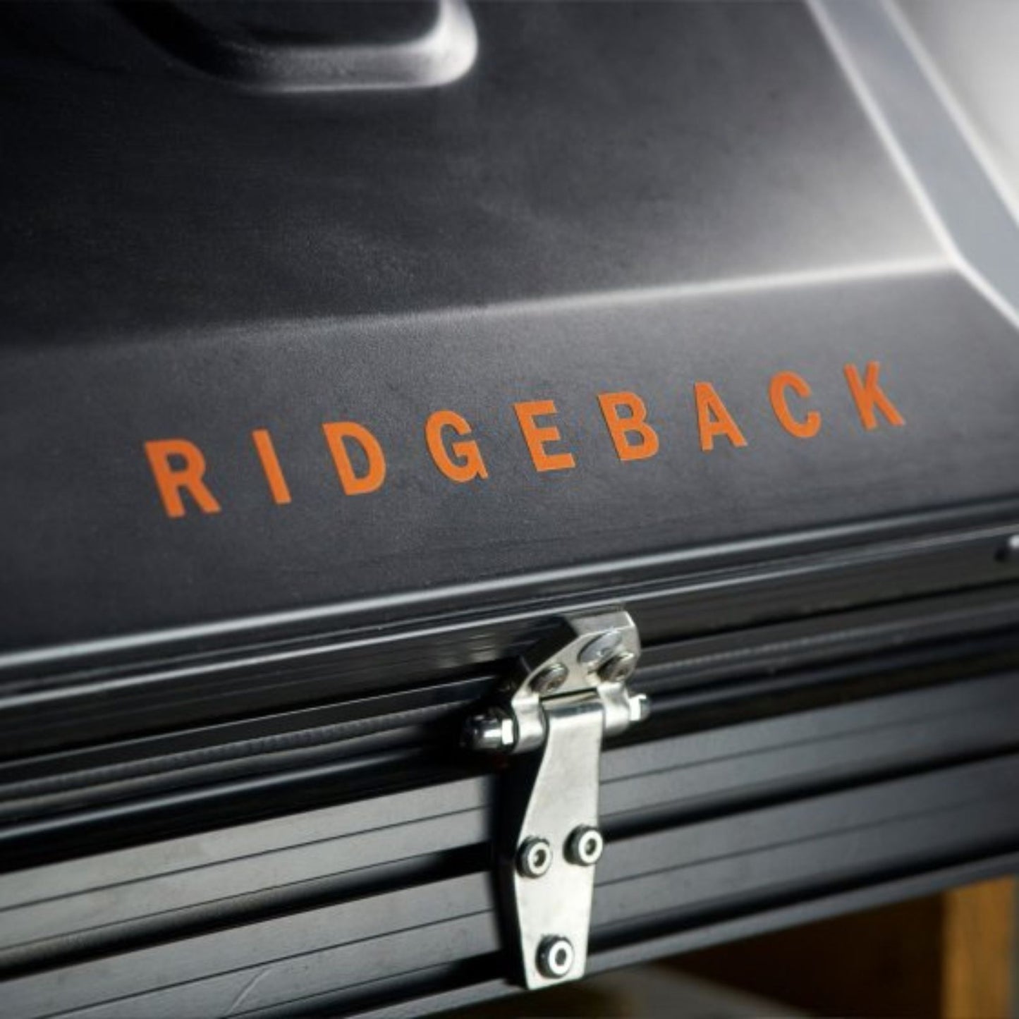 RIDGE BACK【DARCHE】【ダーチ】 【HARD SHELL ROOF TENT】【ハードシェルルーフトップテント】