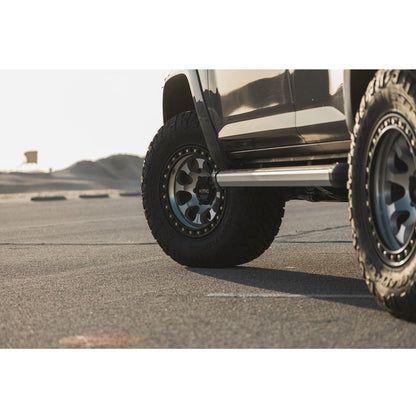 KMC (ケイエムシー) RIOT SBL マシンド/サテンブラック 17インチアルミホイール 17x8.5J 5H 127 +10 JKラングラー/JLラングラー/JTグラディエーター